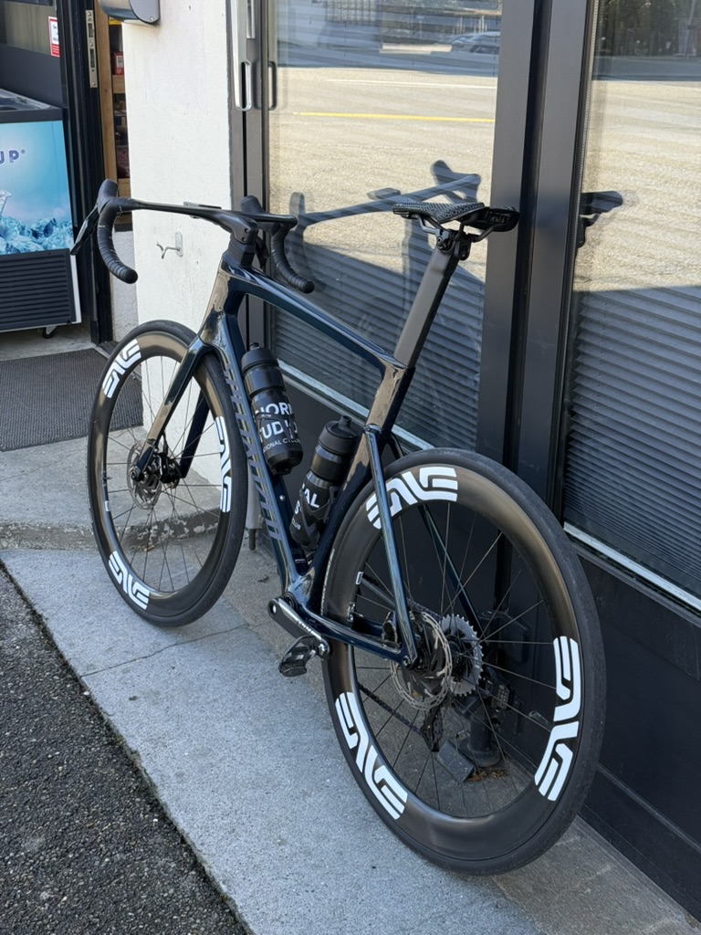 A road bike outside a café
